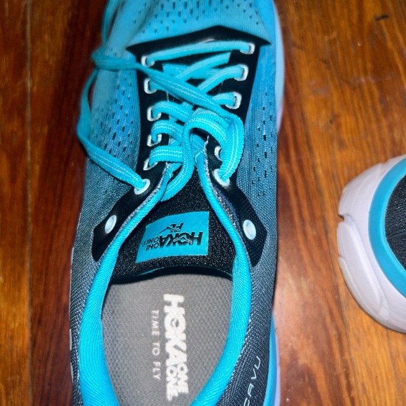 Hoka One One Blue Black Athletic Shoes Lightweight Performance size 9 Women’s - Picture 6 of 8
